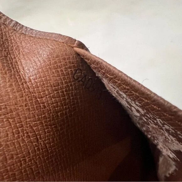 Vintage Louis Vuitton Pochette Passport Trifold Wallet Organizer Case LARGE - Picture 12 of 16